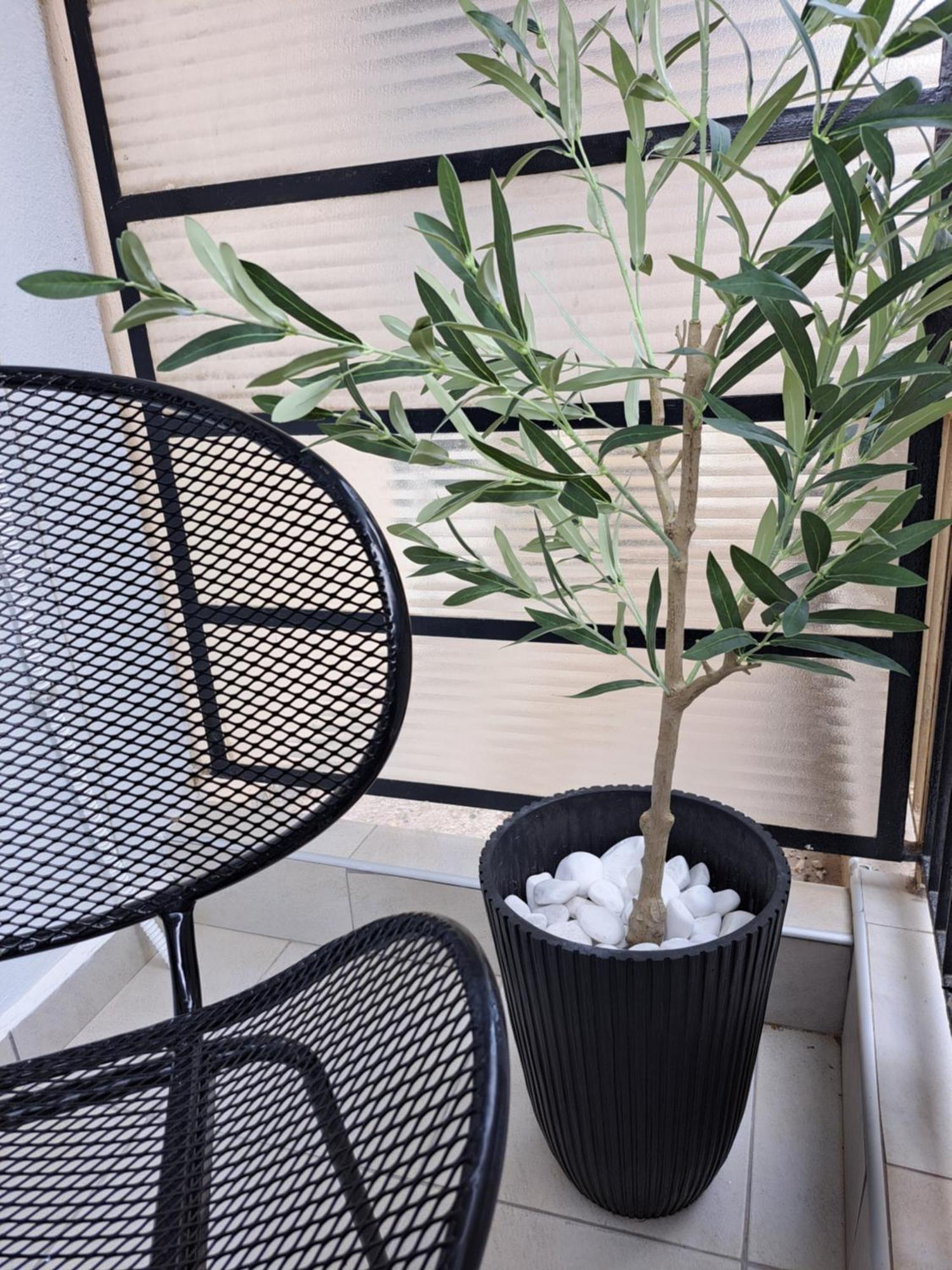 Stylish City Center Apartment Серес Екстериор снимка